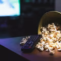 Mroczny thriller, który trzyma w napięciu! Adaptacja kultowej powieści już dziś w TVP1!