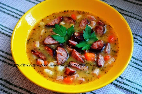 Grochówka pawie jak wojskowa