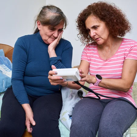 215 zł miesięcznie bez względu na dochody! Z tego świadczenia skorzystają też osoby z nadciśnieniem