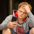 Międzynarodowy Dzień Telefonów Zaufania dla Dzieci: Dlaczego jest tak ważny?