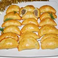 Pierogi pieczone z kapustą i pieczarkami