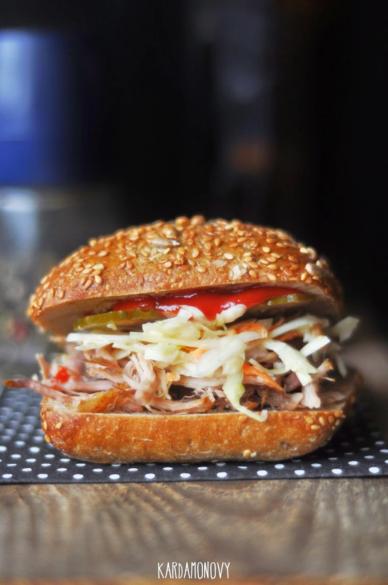 Kanapka z pulled pork 2