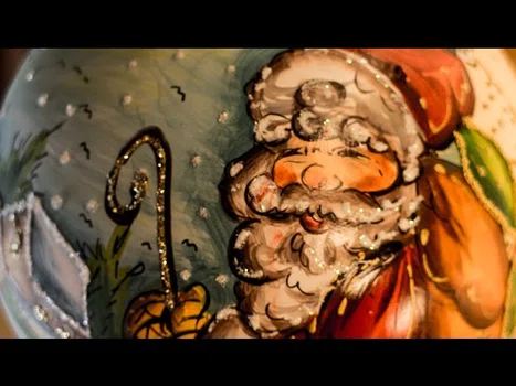 Bombka malowana ręcznie z Mikołajem