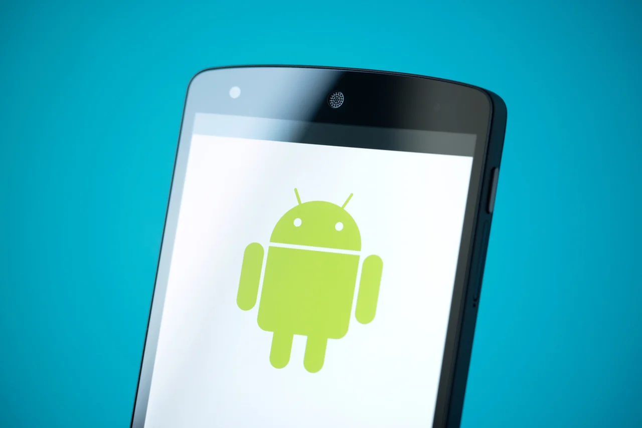 Jak sprawić aby telefon z androidem działał dłużej bez ładowania?