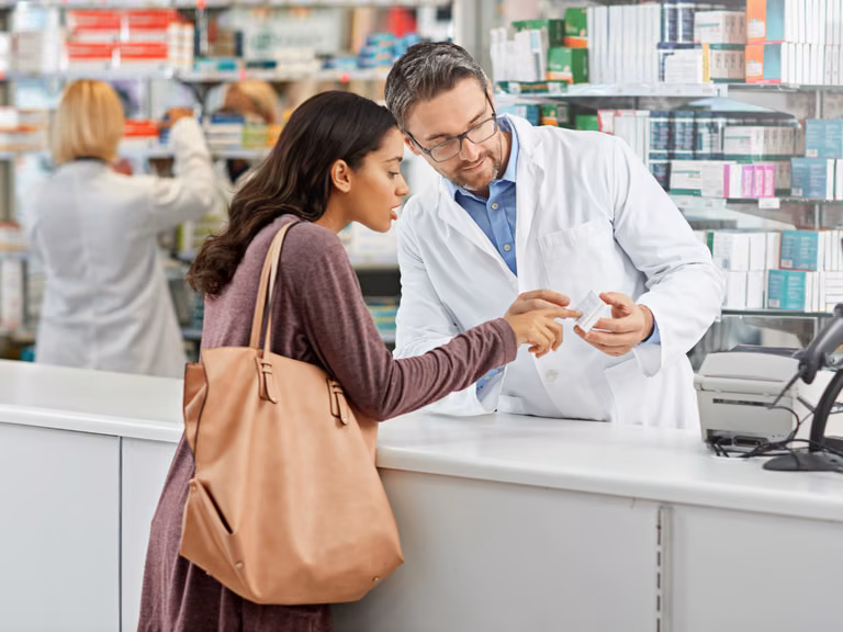8 leków, na które JUŻ NIE POTRZEBUJESZ RECEPTY. Sprawdź całą listę leków!