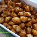 Pieczone ziemnaczki paprykowe z cebulką