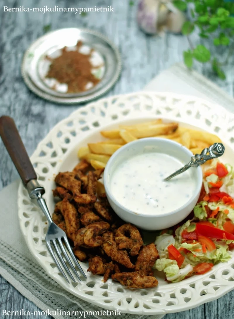 Domowy gyros z frytkami