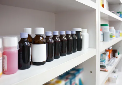 Syrop DEXAPINI wstrzymany w obrocie! Decyzja Głównego Inspektora Farmaceutycznego