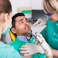 Koronawirus: Dodatkowa opłata u dentysty! Nawet 150 zł więcej!