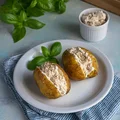 Ziemniaki pieczone z pastą serowo-tuńczykową