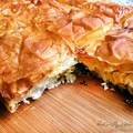 Zapiekanka z ciasta filo z serem feta i szpinakiem