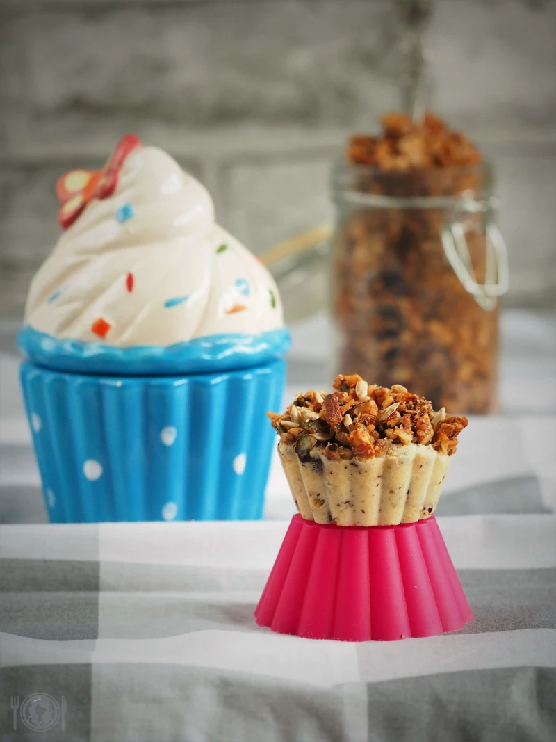 Keto muffiny z granolą (Paleo, LowCarb)
