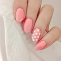MANICURE Z NEESS CZYLI NEONOWA PANA KOTA W ROLI GŁÓWNEJ