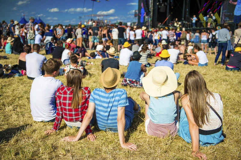 Imprezy plenerowe wracają! Dowiedz się, kiedy będzie można wybrać się na koncert