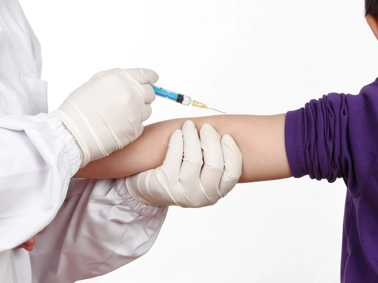 Punkty szczepień w szkołach! Minister Zdrowia podaje termin akcji szczepień wśród uczniów!