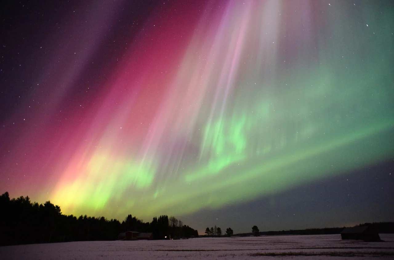 Zorza polarna nad Polską tej nocy? Wiadomo, o której spojrzeć w niebo!