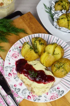 Schab z bryndzą i żurawiną