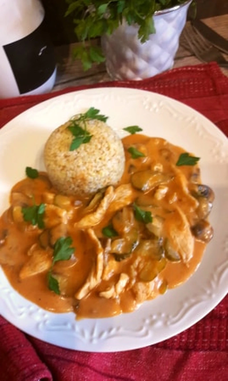 Drobiowy strogonow
