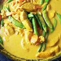 Kurczak w sosie curry