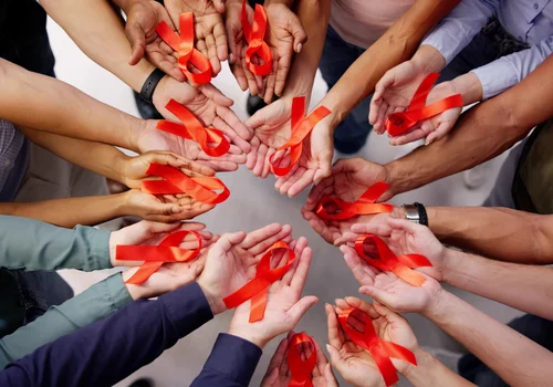 Światowy Dzień Pamięci o Zmarłych na AIDS: Refleksja i Świadomość