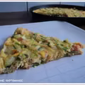 Omlet z wędzonym łososiem i cukinią