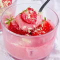 mus truskawkowy z mascarpone i białą czekoladą