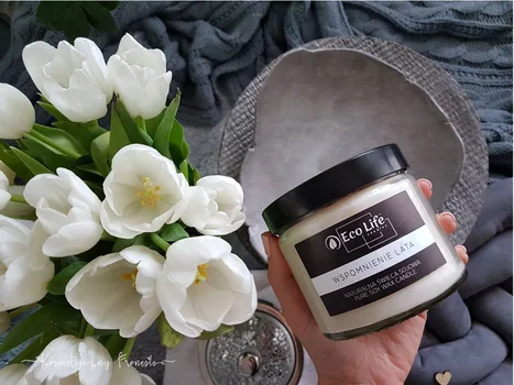 Naturalne cudowne zapachowe świece sojowe od Eco Life Candles do domu