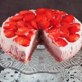 Keto truskawkowe ombre cake (Paleo, LowCarb) - moderncavegirl.pl