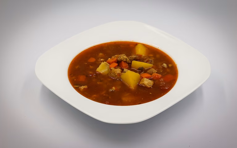 Zupa gulaszowa