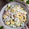 Sałatka z tortellini i rzodkiewką