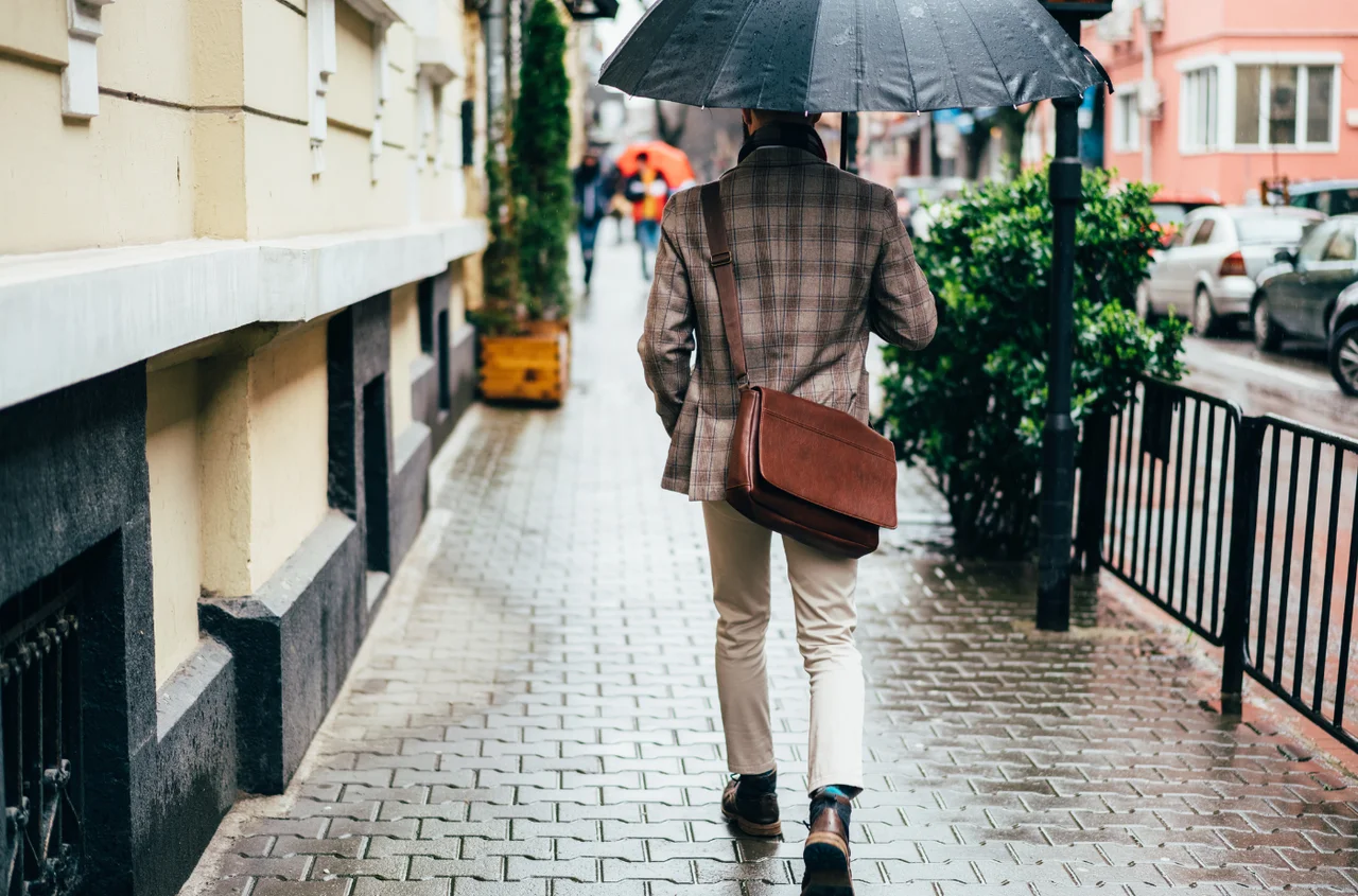 Dojeżdżasz do pracy? Można zyskać nawet 300 zł miesięcznie w ramach refundacji