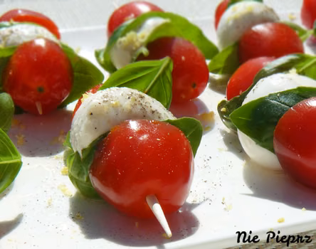 Koreczki Caprese - na imprezę, lub przyjęcie