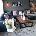 Salon z grafitową ścianą