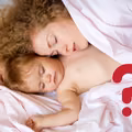 Spanie z dzieckiem w jednym łóżku - tak czy nie?