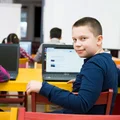 Darmowe Laptopy dla uczniów: Kto dostanie je pierwszy , a kto poczeka do końca roku?
