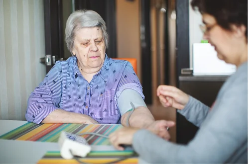 ZUS ma plan na nowy rodzaj emerytury! Nowe świadczenie ma mieć formę opieki zamiast pracy