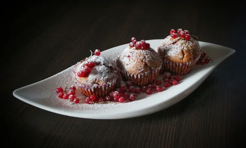 Muffinki z czerwoną porzeczką