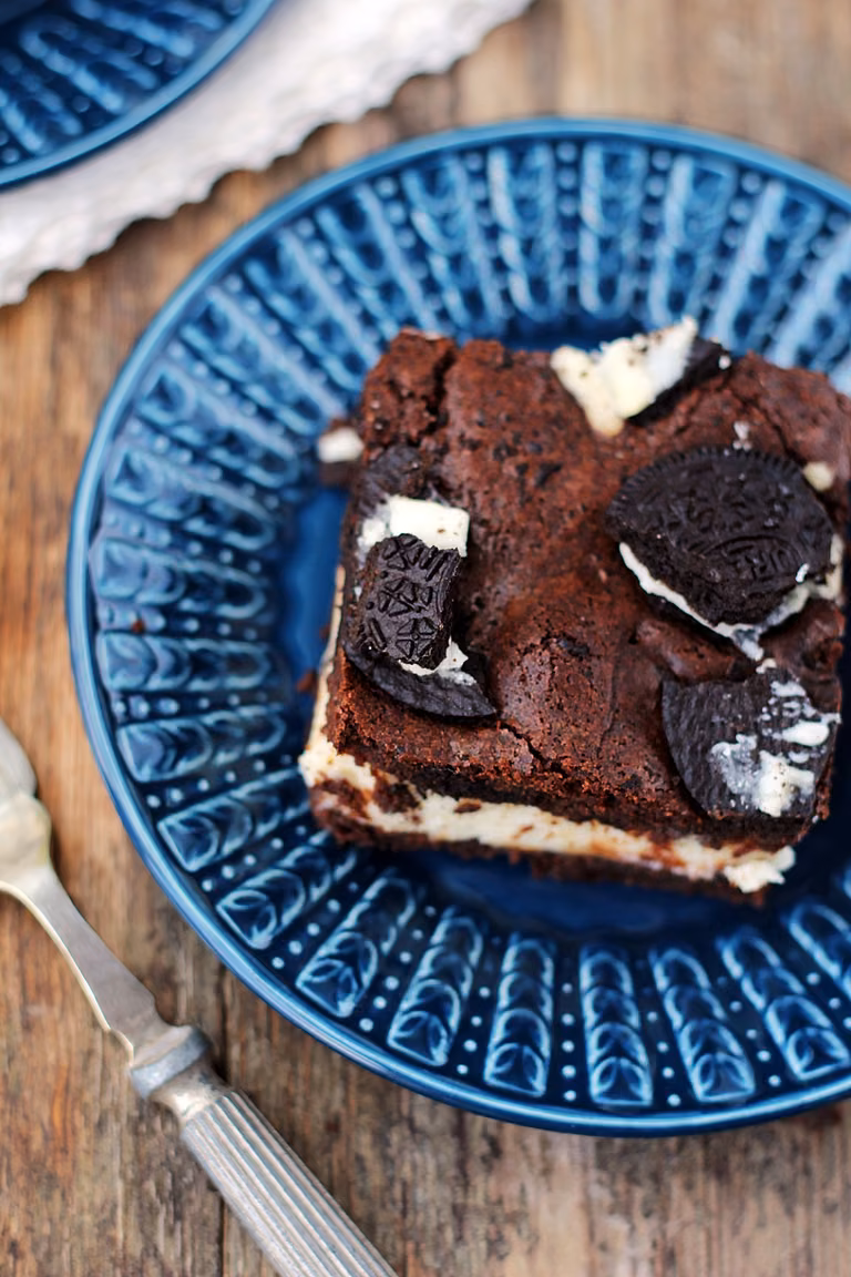 Serniko-brownie z Oreo