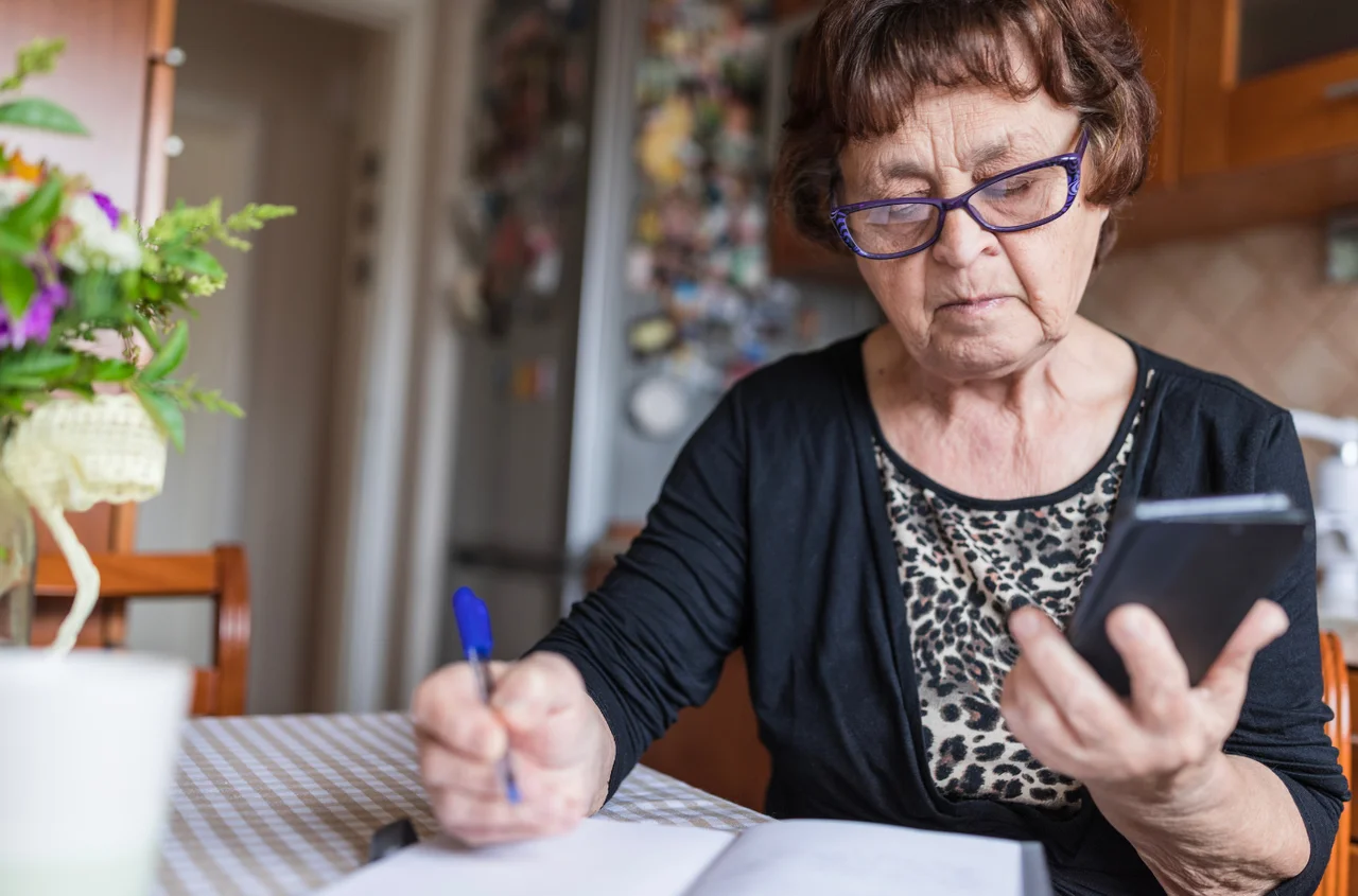 Brat sprzedał wspólny dom po rodzicach beze mnie. „Czy mogę to cofnąć?” — pyta Monika [LIST]