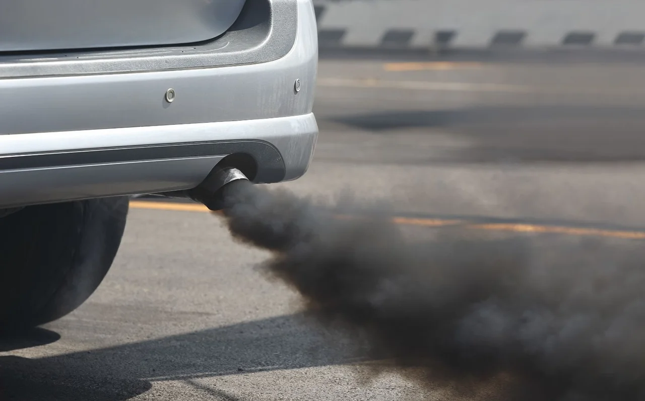 Koniec samochodów spalinowych do 2035 roku?! UE przyspiesza ku neutralności klimatycznej!