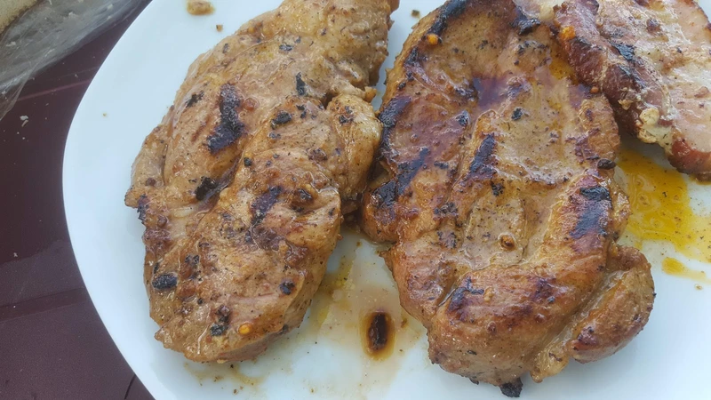 Marynata do karkówki z sosu sojowego na grilla