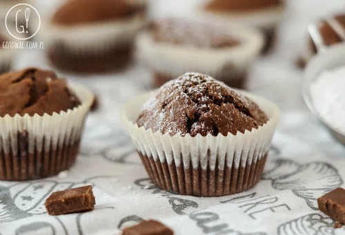 Kakaowe muffiny z mleczną czekoladą