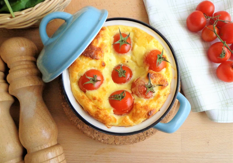 Cocotte z ricottą i pomidorkami