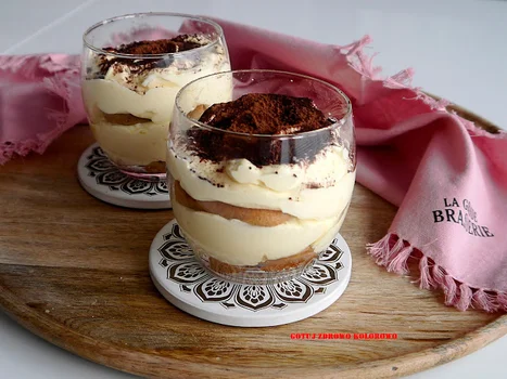 Klasyczne tiramisu w pucharkach