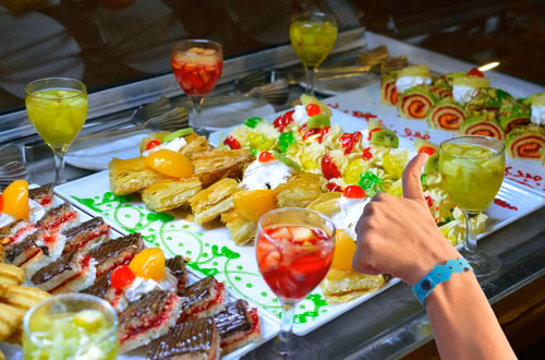 All inclusive' bez wyrzutów sumienia: Jak cieszyć się wakacjami i nie przytyć?
