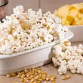 Popcorn w 3 wersjach – kuleczki z popcornu, popcorn z serem i wersja z czekoladą