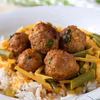 Klopsiki z fasolką szparagową w curry