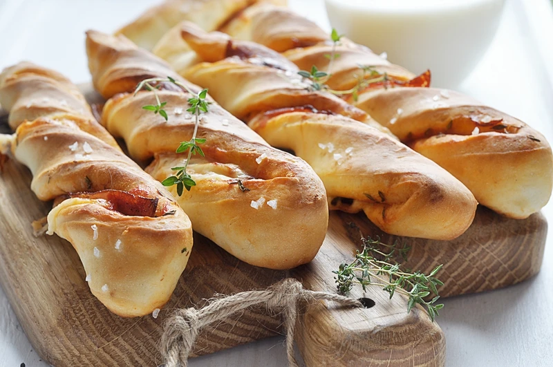 Paluchy drożdżowe a'la pizza