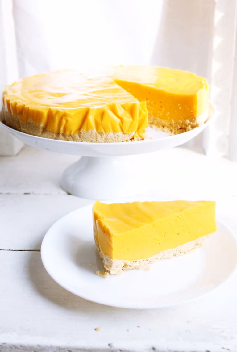 Jogurtowiec z mango – bez pieczenia i tylko 5 składników