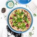 Wytrawna tarta z pieczonymi burakami i fetą
